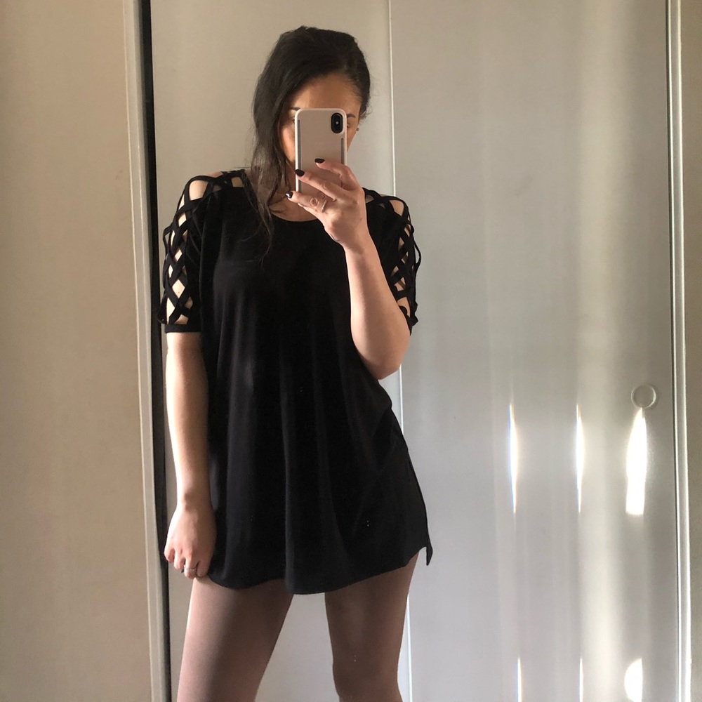 ➖SALE➖ VIDA CAMI TOP IN BLACK